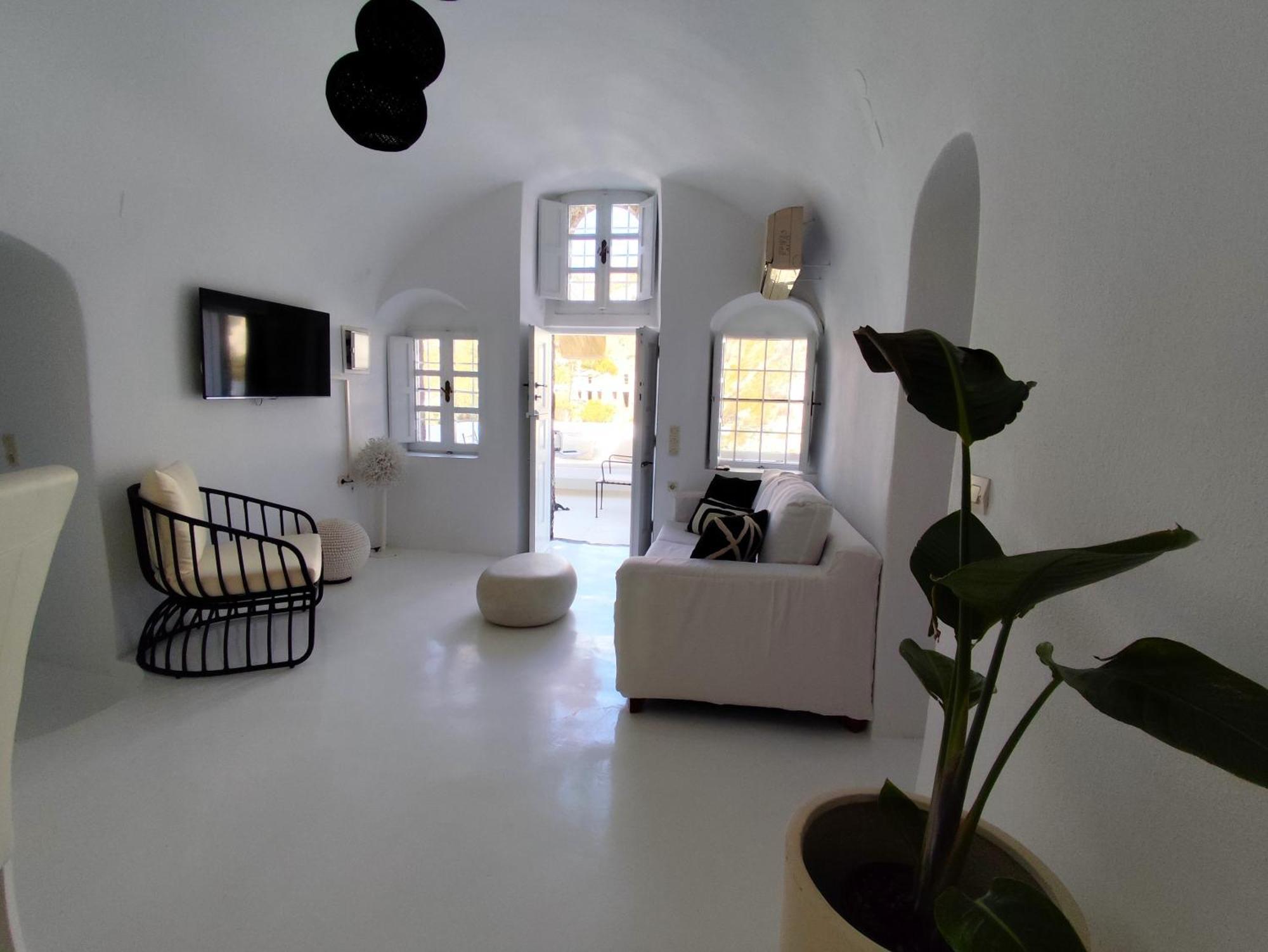 The Magic Luxury Cave Suites Vothon Exterior photo