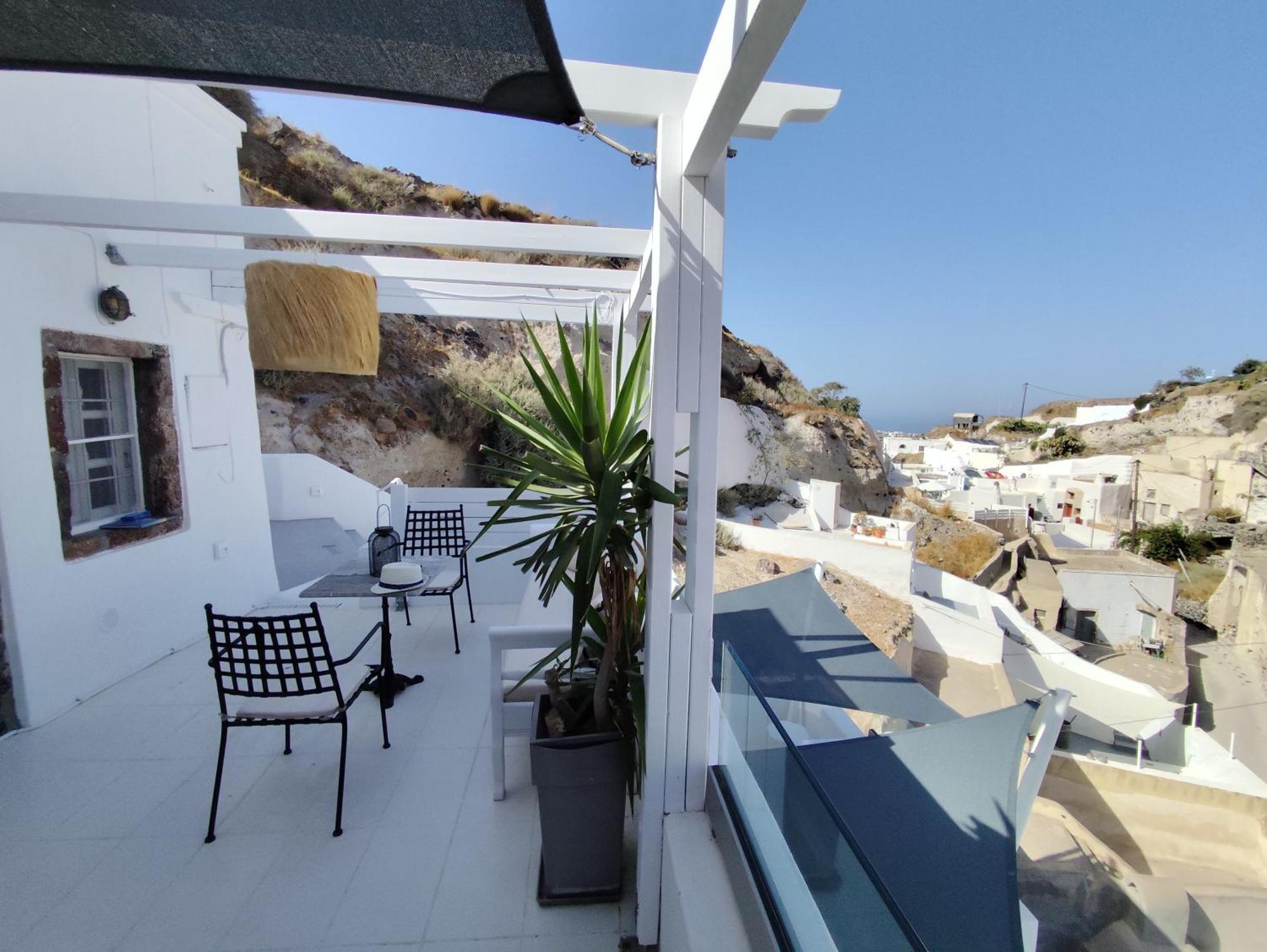 The Magic Luxury Cave Suites Vothon Exterior photo
