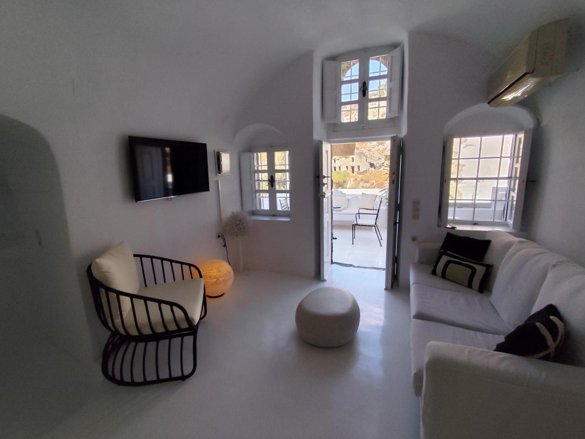 The Magic Luxury Cave Suites Vothon Exterior photo