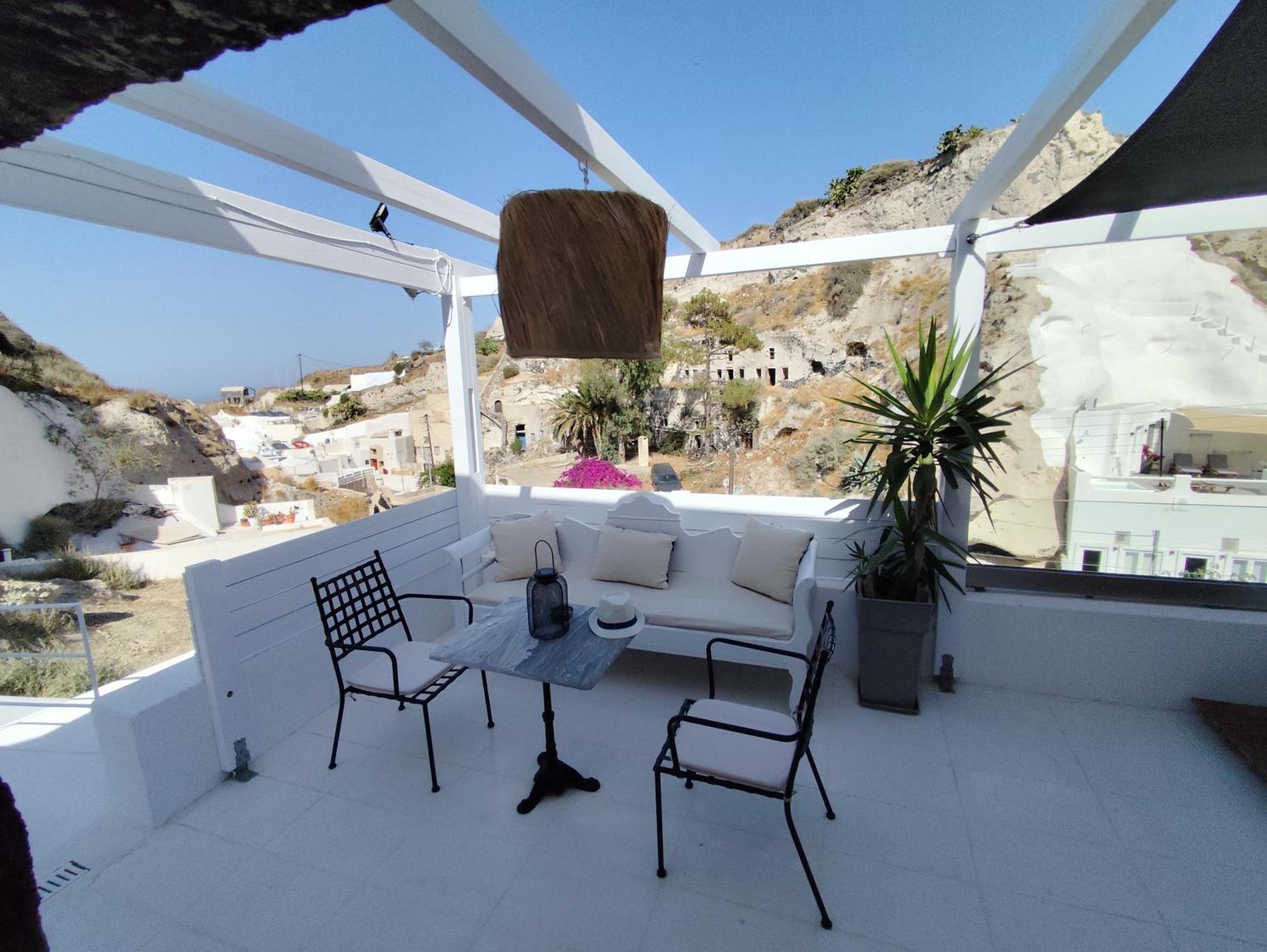 The Magic Luxury Cave Suites Vothon Exterior photo